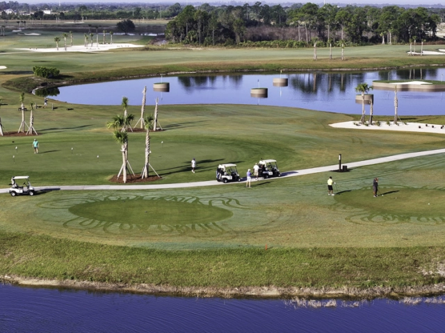 Toptracer Aquatic Driving Range and golf course