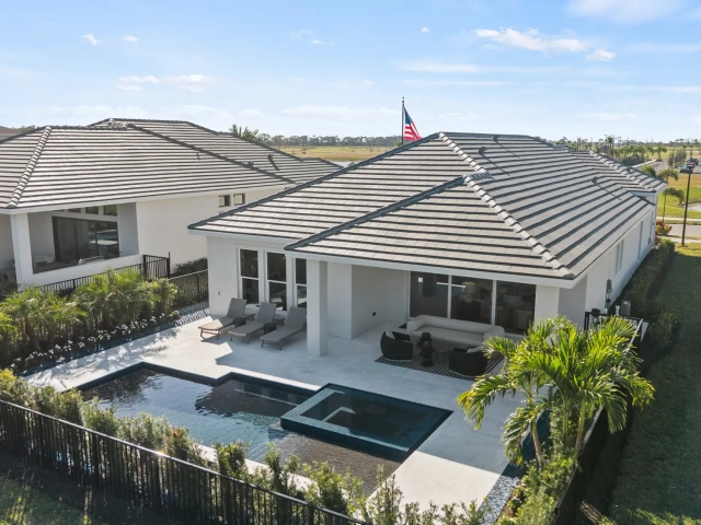 Perry Home 2555f Backyard Pool